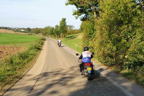 Motorrijbewijspoint Naarden examengarantie